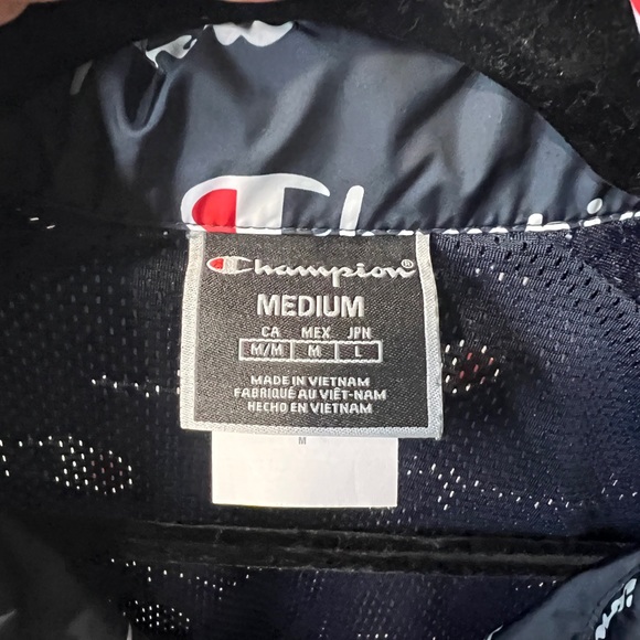 Champion Windbreaker - Picture 3 of 3